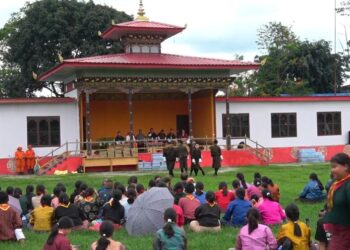Thousands join mass clean-up drive in Gelephu